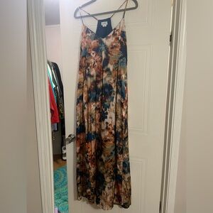Nicole Miller floor length dress with pockets